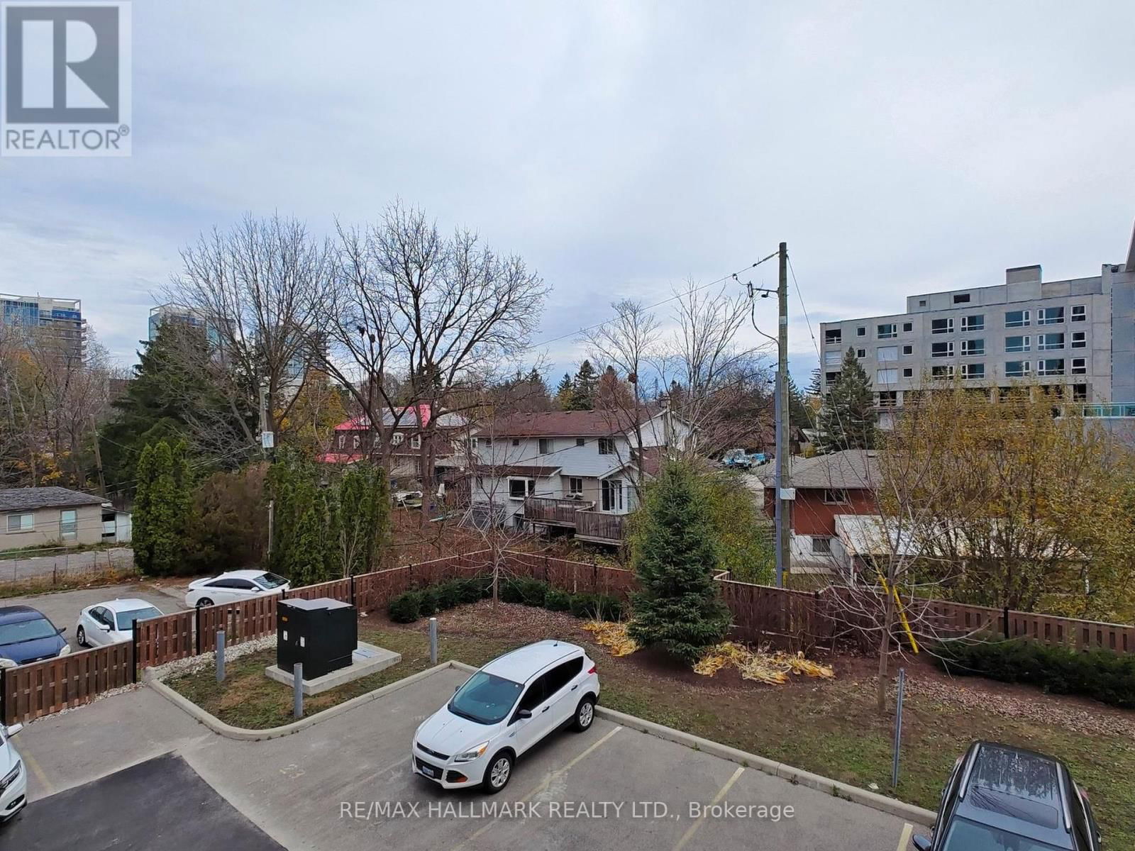 207 - 308 LESTER STREET Image 26