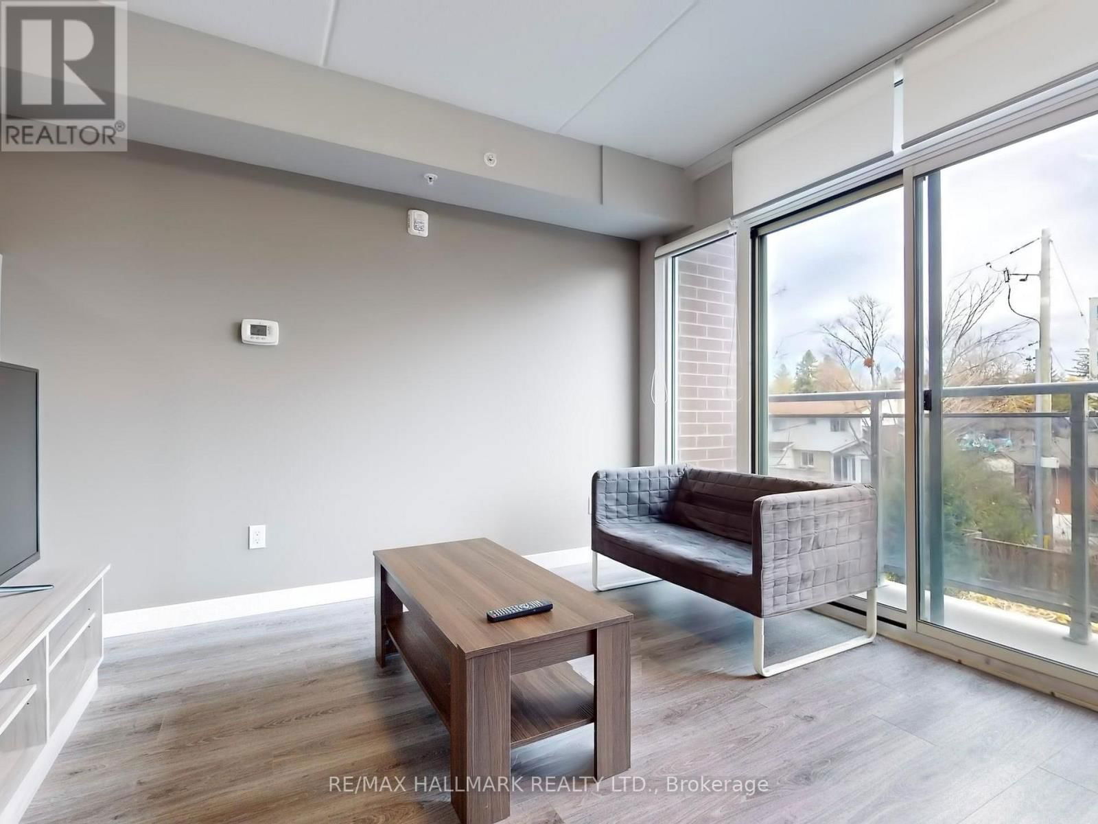 207 - 308 LESTER STREET Image 7
