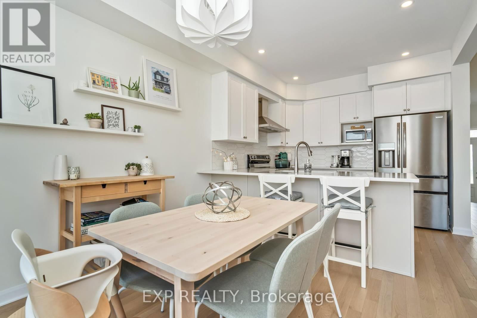 230 ELSIE MACGILL WALK Image 10