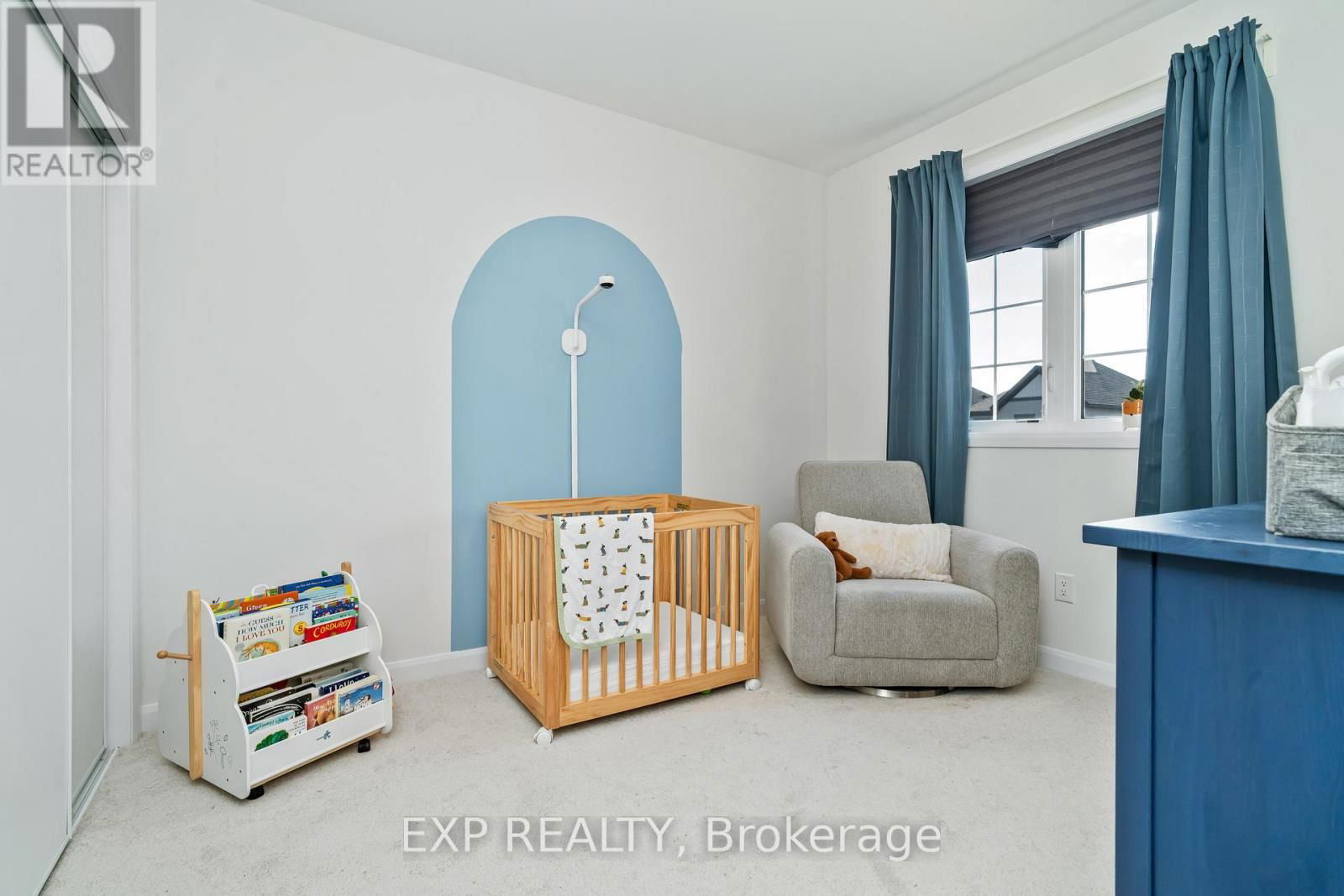 230 ELSIE MACGILL WALK Image 23
