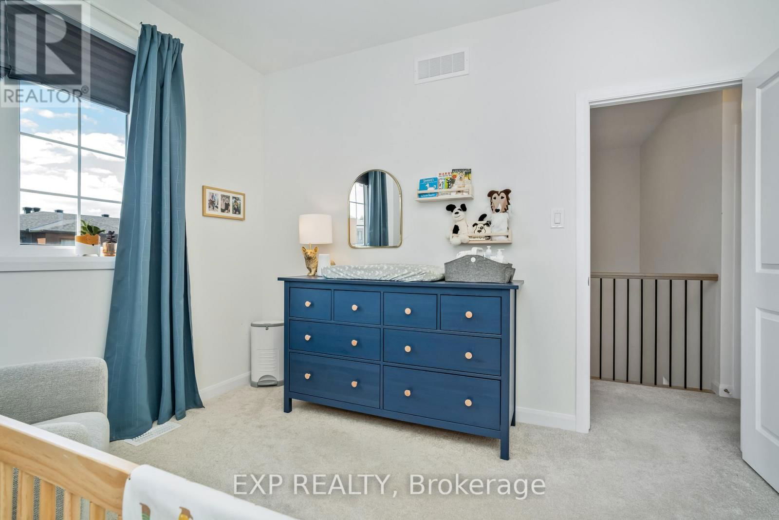 230 ELSIE MACGILL WALK Image 24