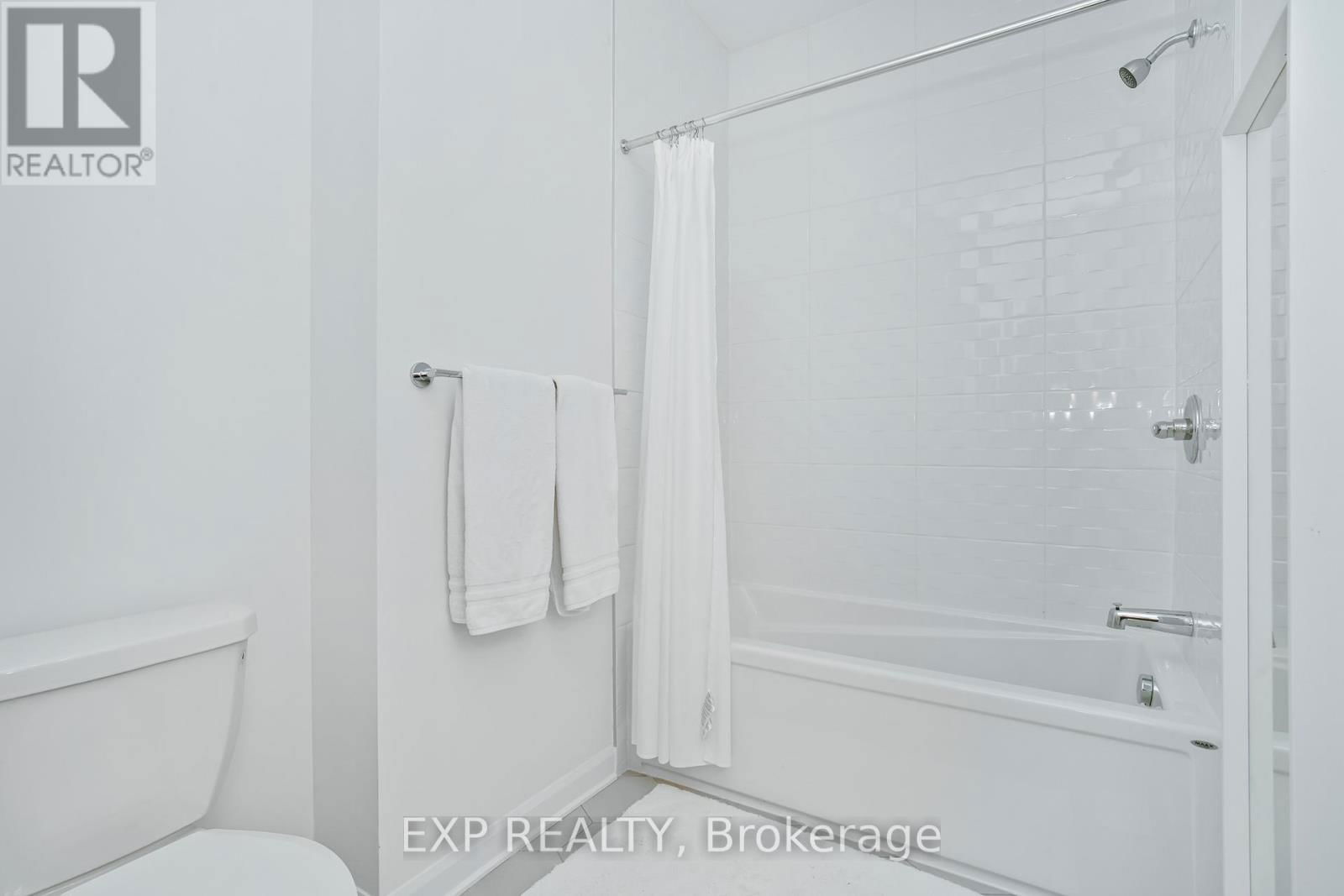 230 ELSIE MACGILL WALK Image 27
