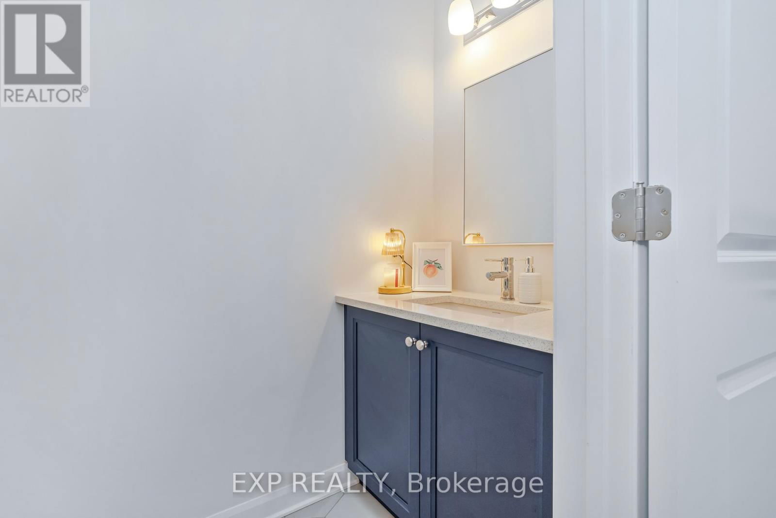 230 ELSIE MACGILL WALK Image 34