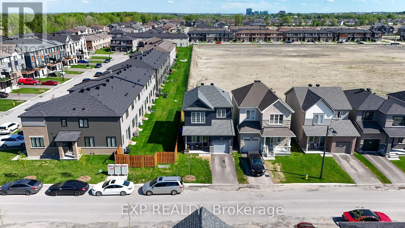 230 ELSIE MACGILL WALK Image 39