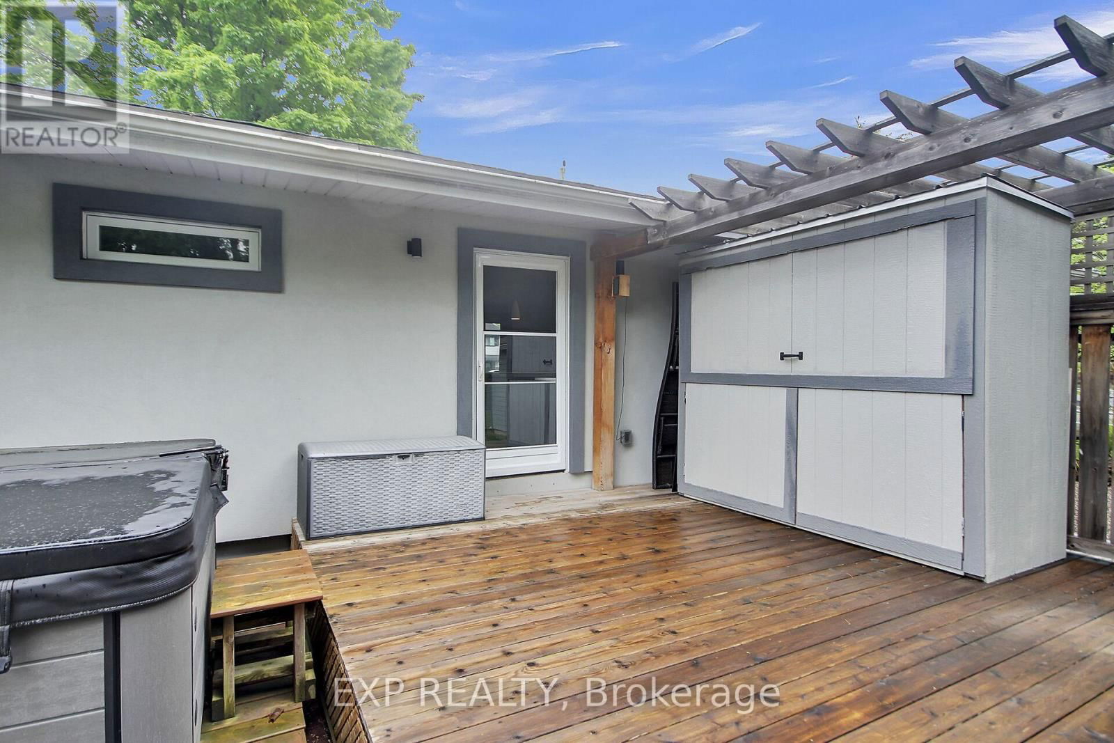 1447 MAXIME STREET Image 24