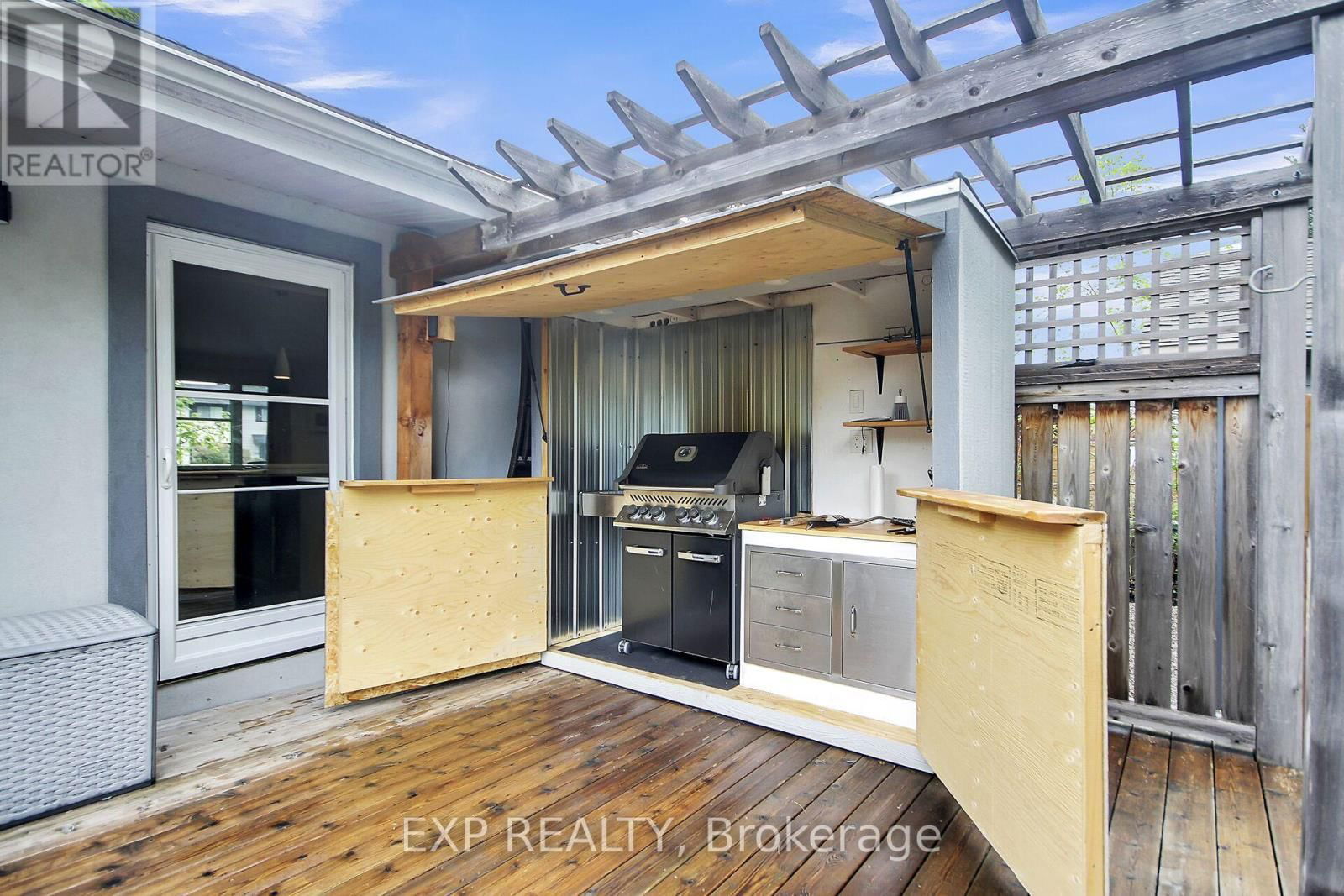 1447 MAXIME STREET Image 25