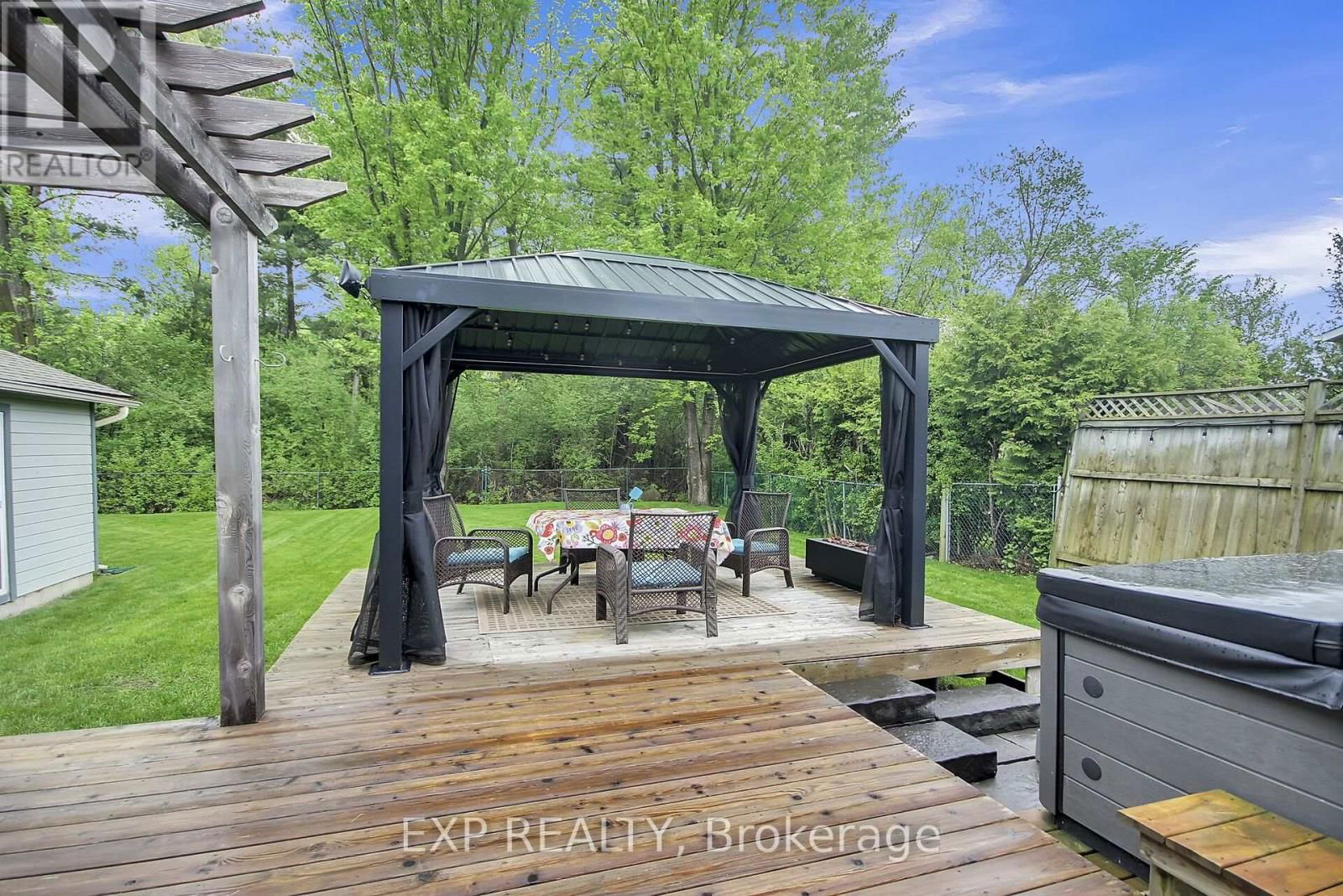 1447 MAXIME STREET Image 26