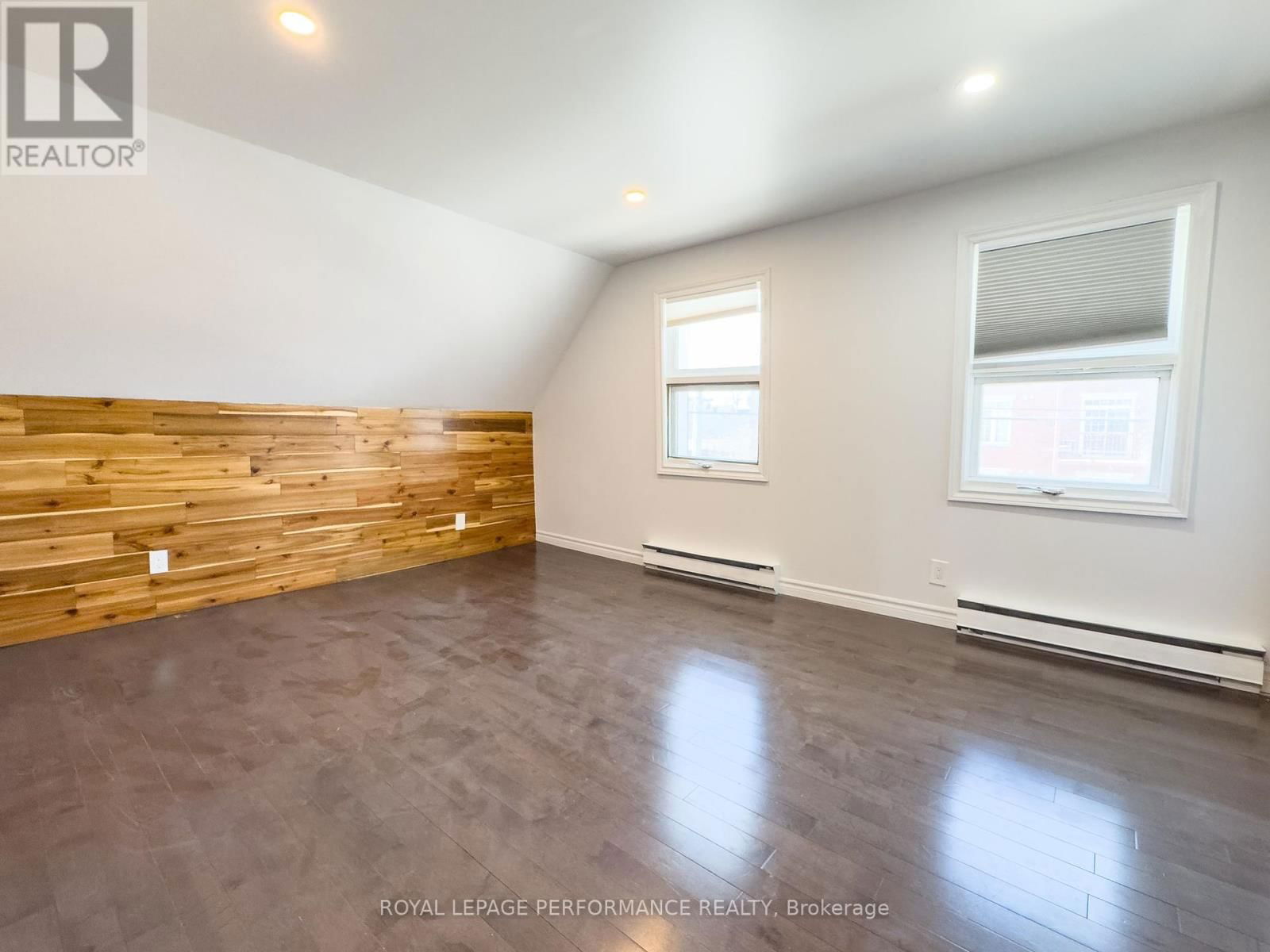 621 EDWARDS STREET Image 12