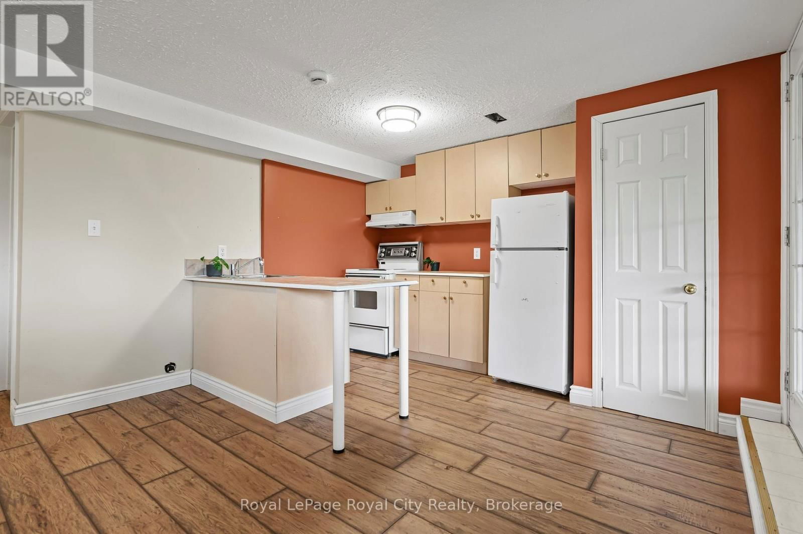 90 DOYLE DRIVE Image 20