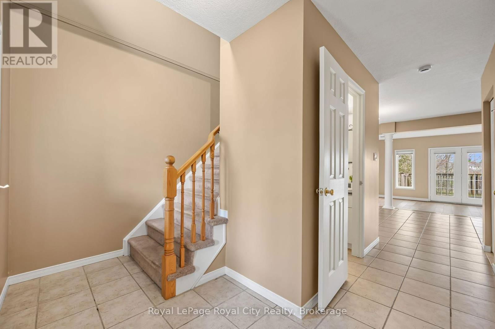 90 DOYLE DRIVE Image 4