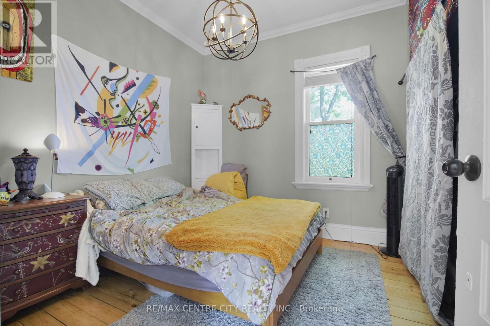 21 QUEENS PLACE Image 17
