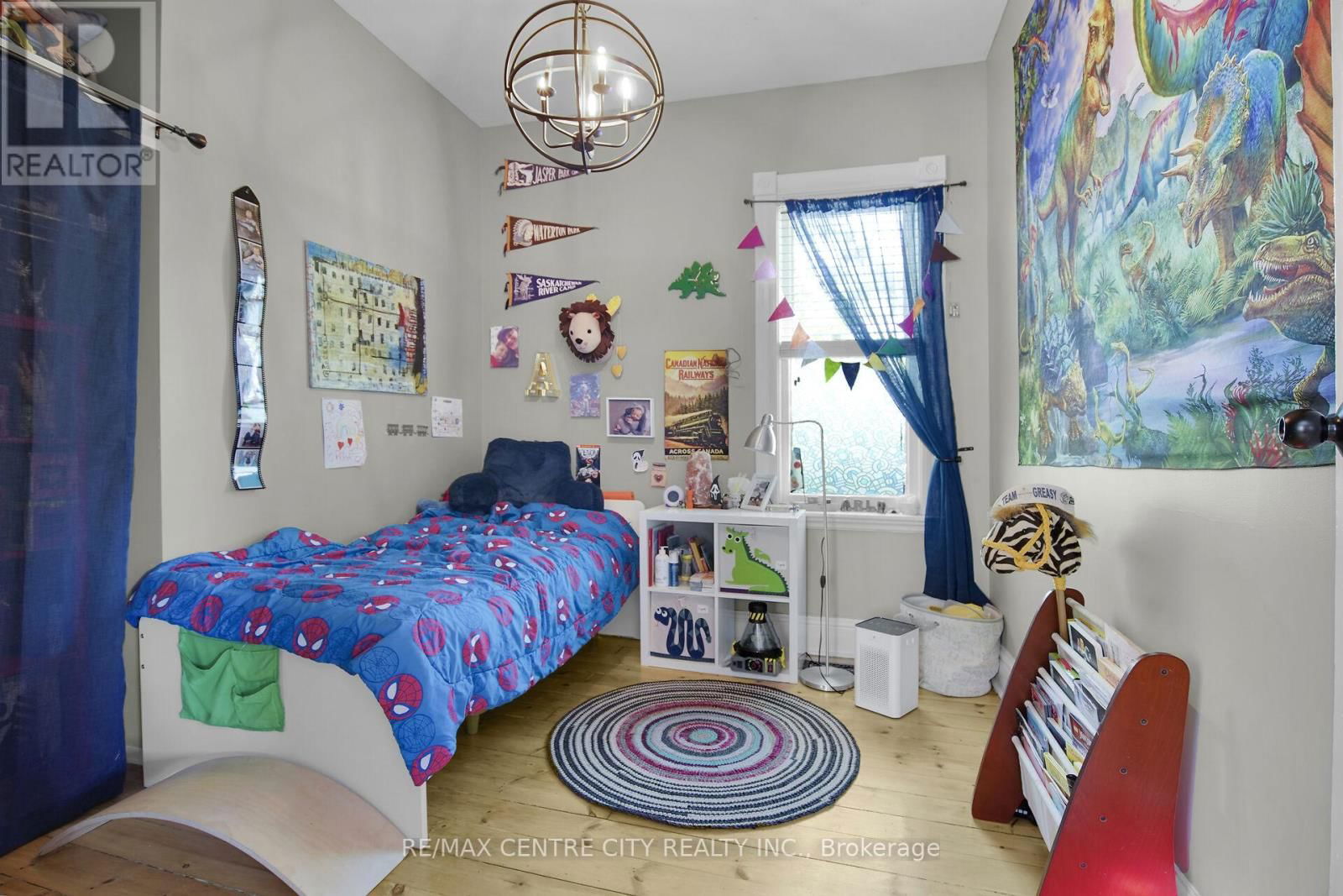 21 QUEENS PLACE Image 19