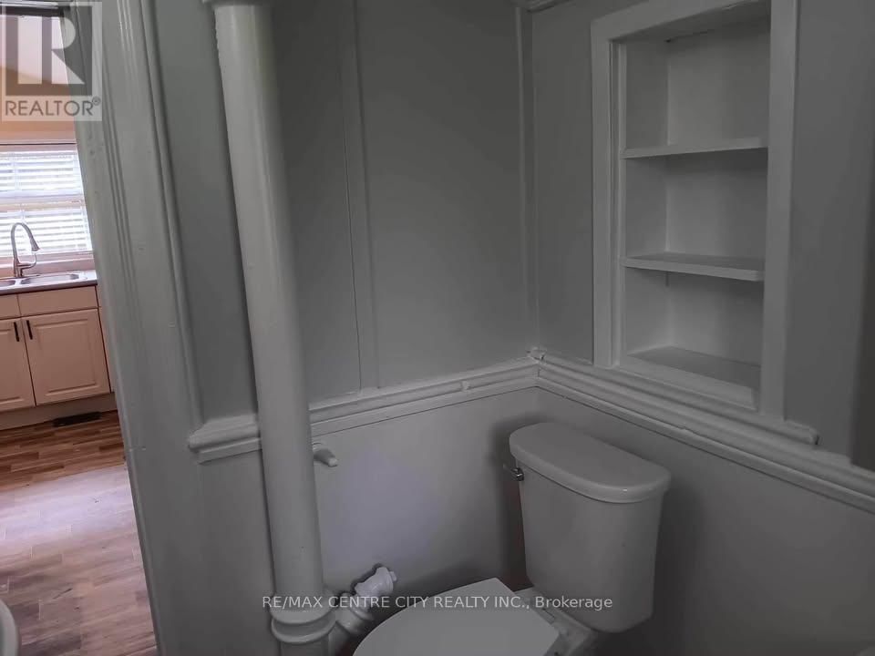 21 QUEENS PLACE Image 36