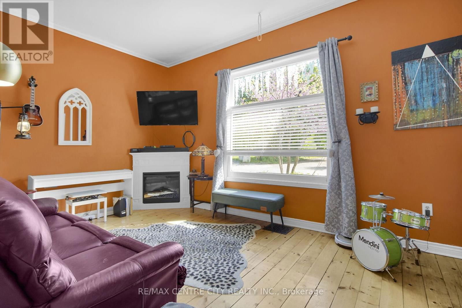 21 QUEENS PLACE Image 8