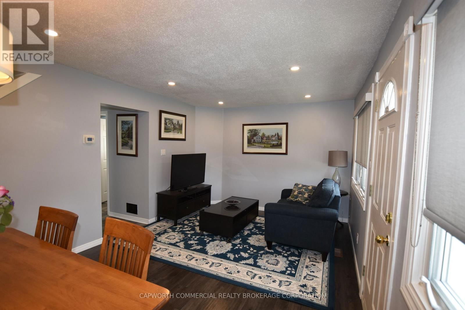 62 NORMA STREET SOUTH Image 4