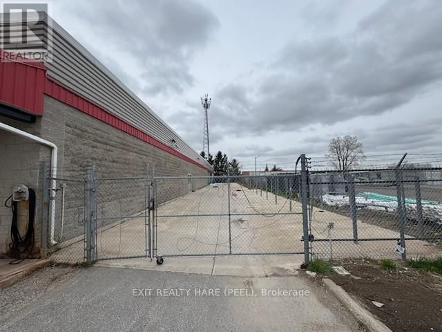 2954 ONTARIO STREET Image 16