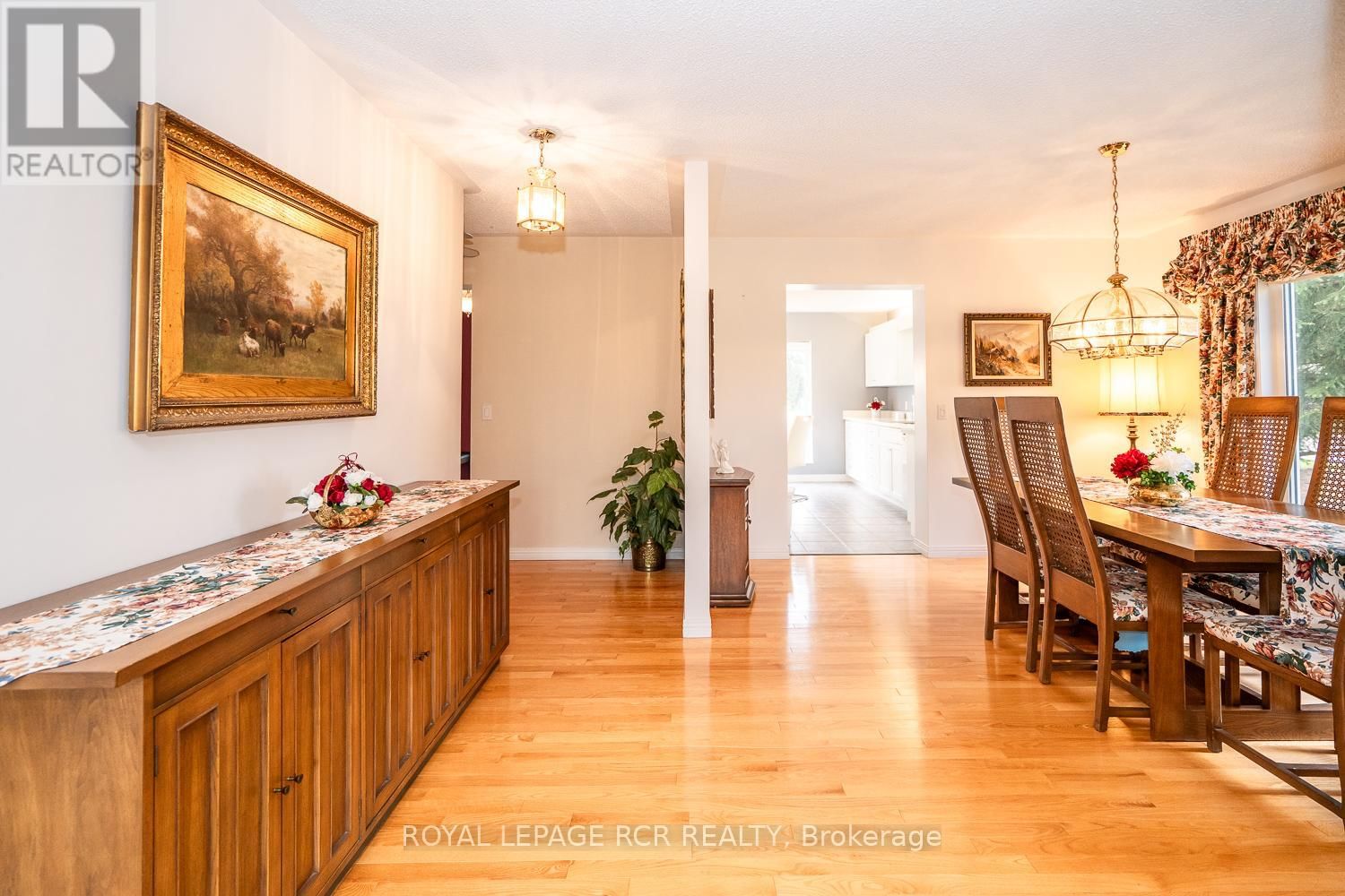 32 WHITE BARK WAY Image 10