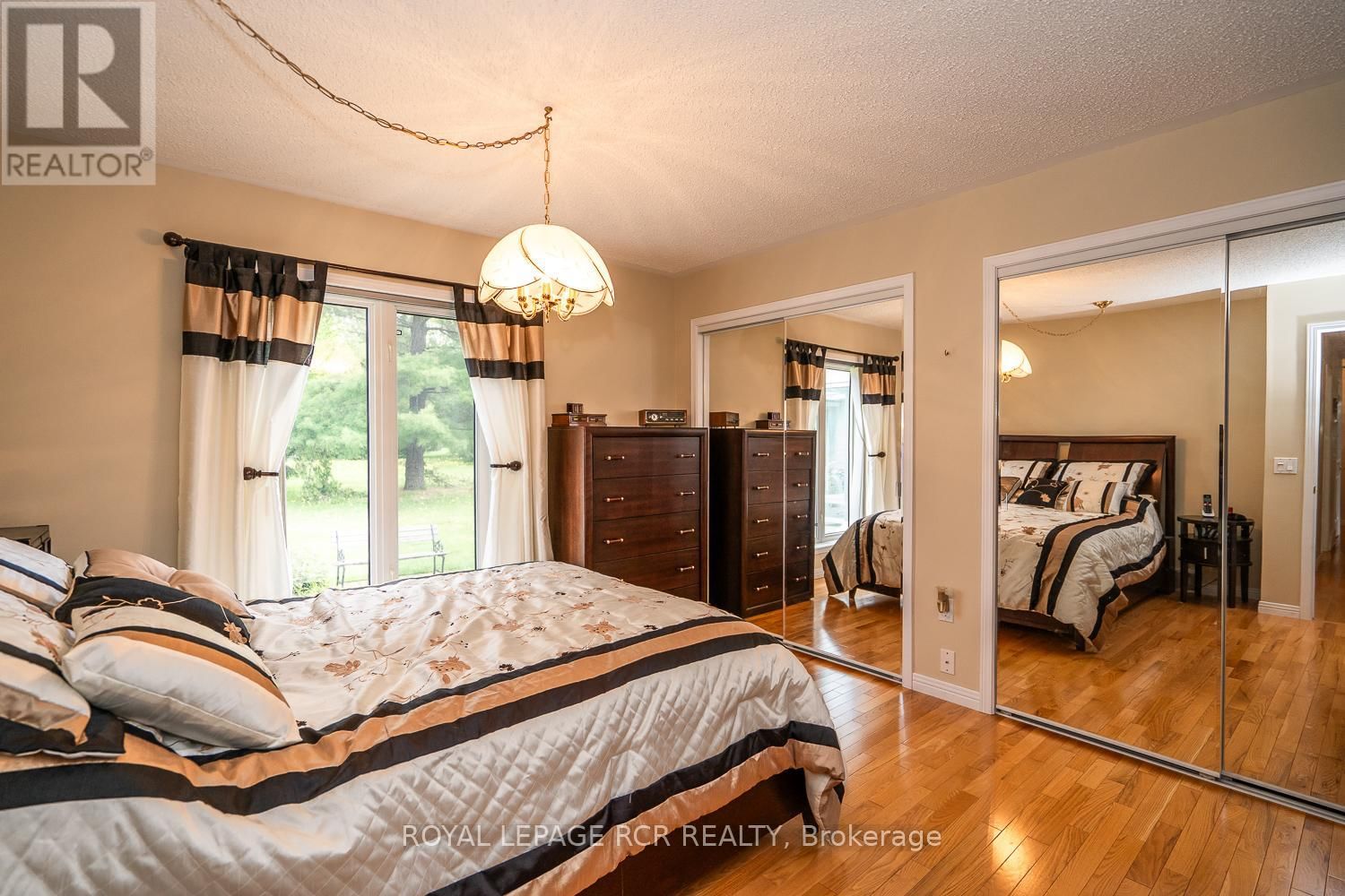 32 WHITE BARK WAY Image 19