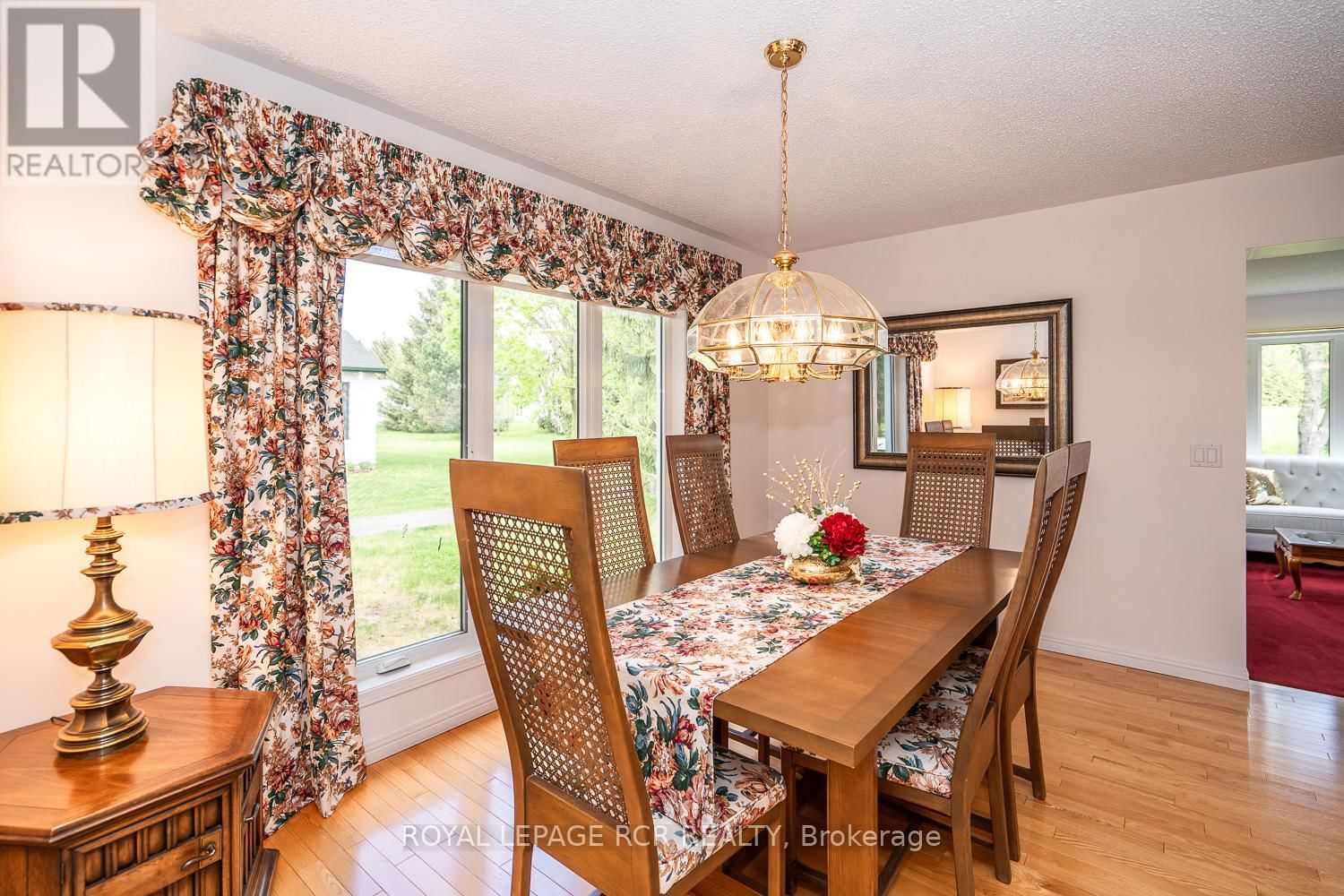 32 WHITE BARK WAY Image 8