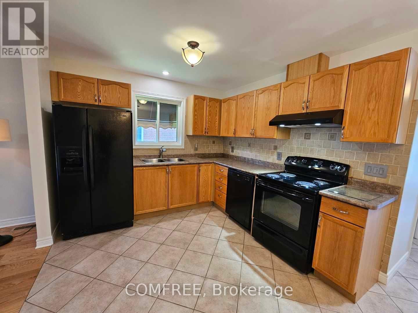 1803 CHATEAU AVENUE Image 11