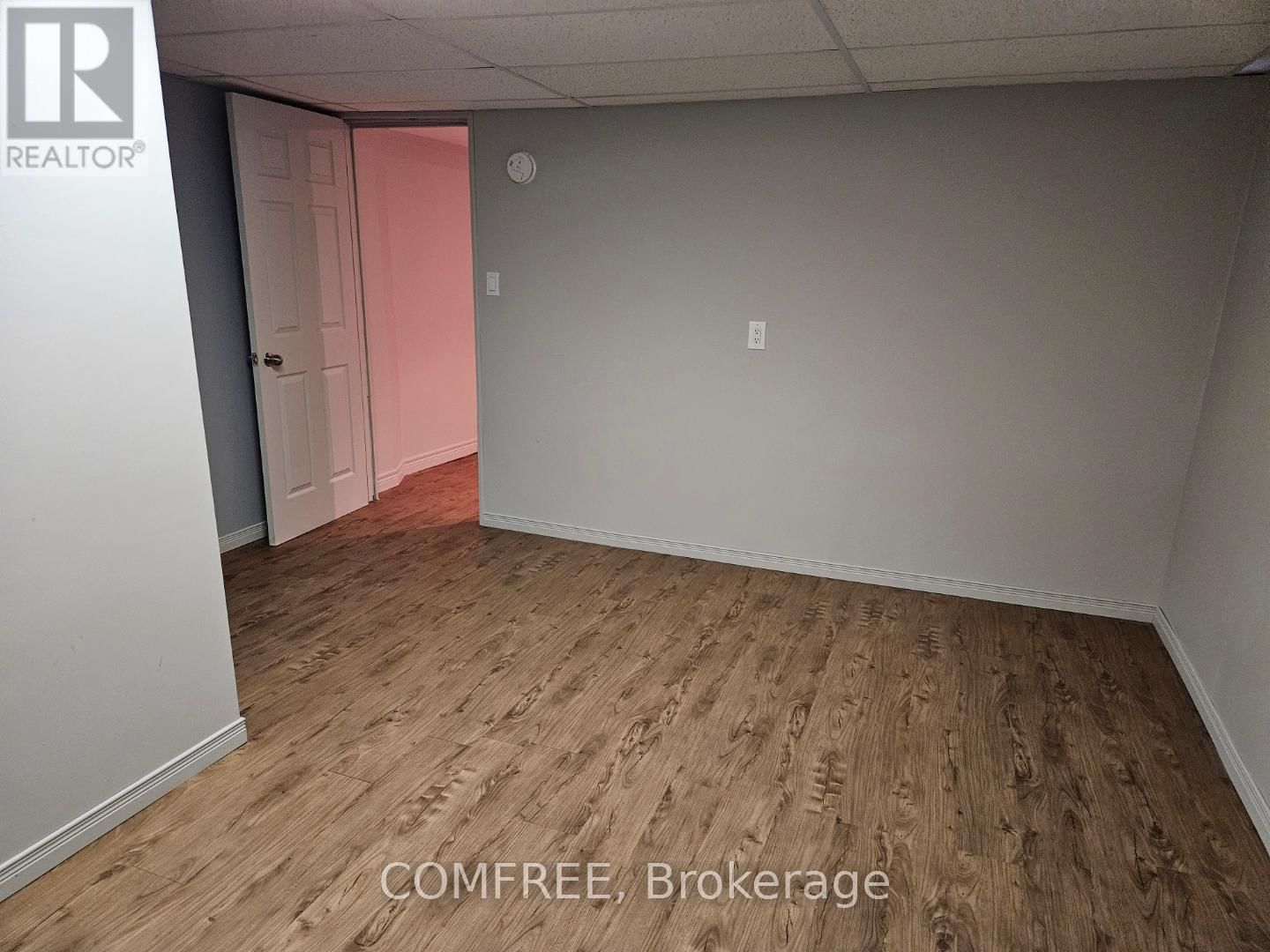1803 CHATEAU AVENUE Image 22