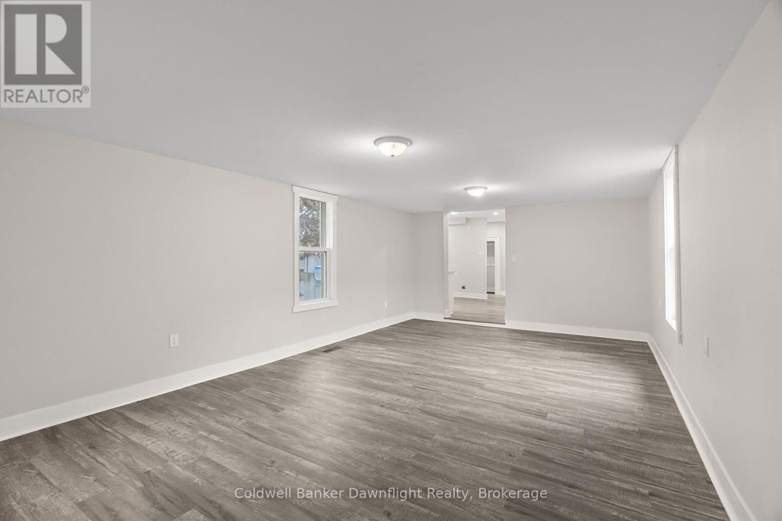 50 GODERICH STREET EAST Image 22