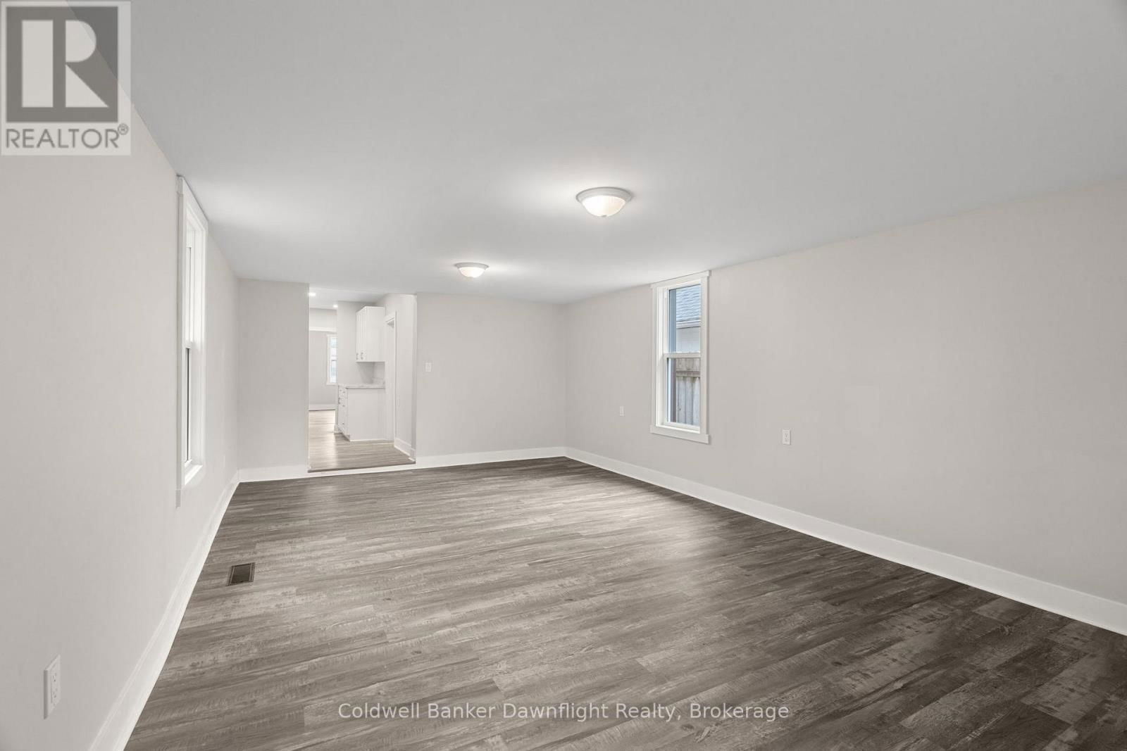 50 GODERICH STREET EAST Image 23