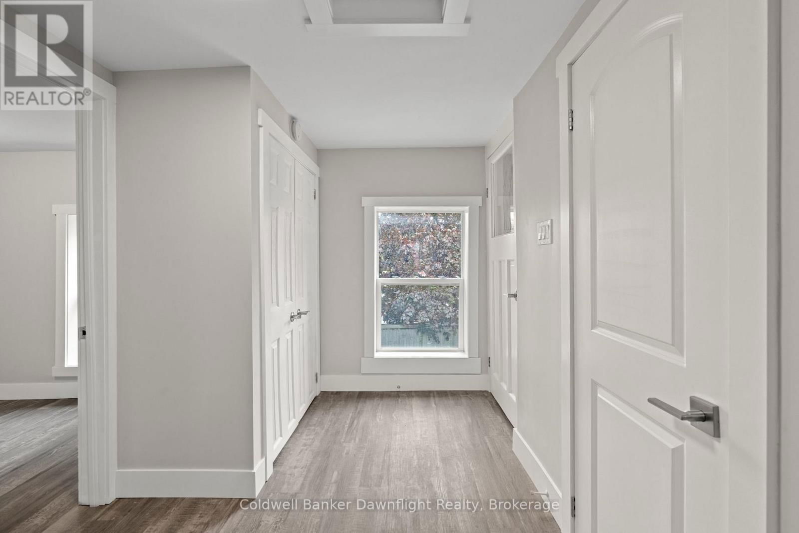 50 GODERICH STREET EAST Image 27