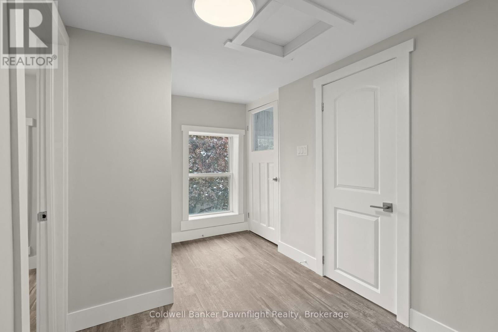 50 GODERICH STREET EAST Image 28