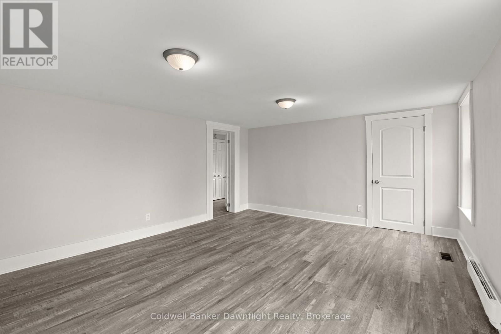 50 GODERICH STREET EAST Image 35