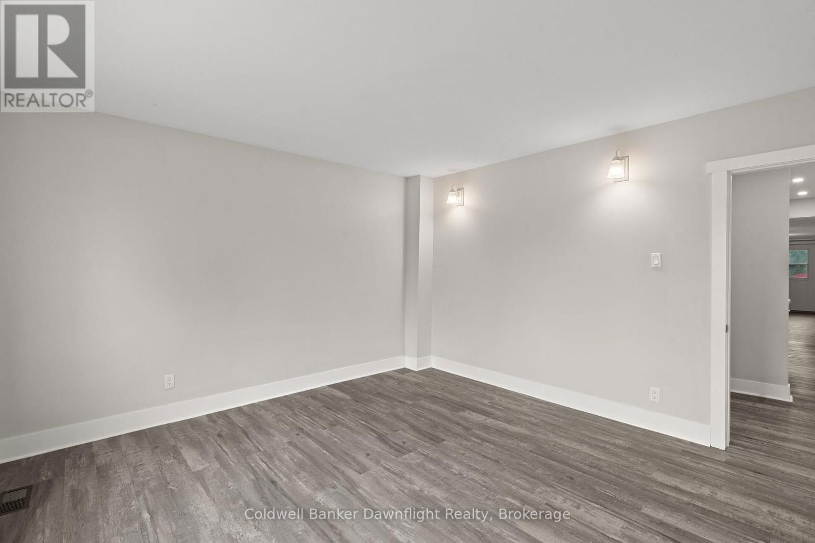 50 GODERICH STREET EAST Image 7