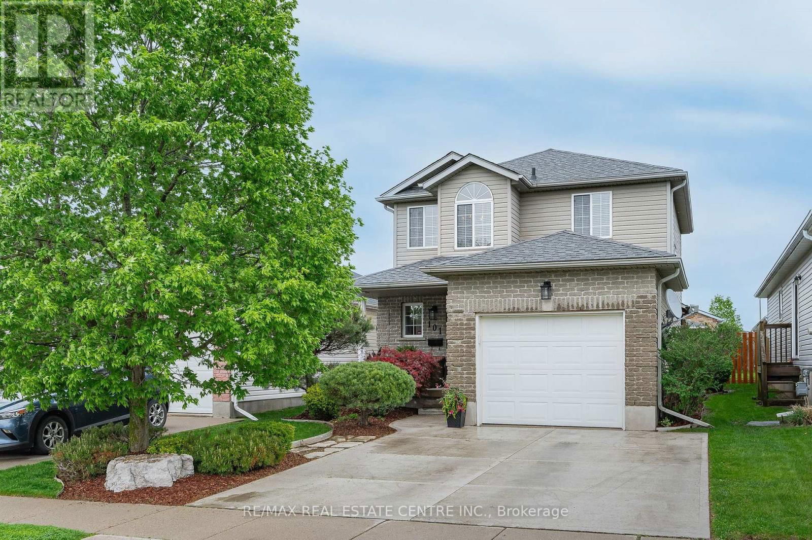 101 EDGEMERE DRIVE Image 1