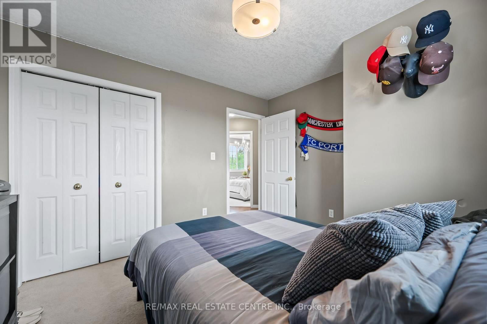 101 EDGEMERE DRIVE Image 22