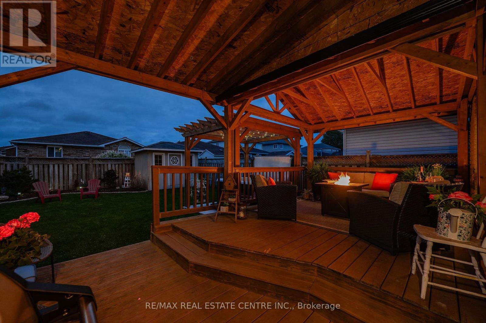 101 EDGEMERE DRIVE Image 34