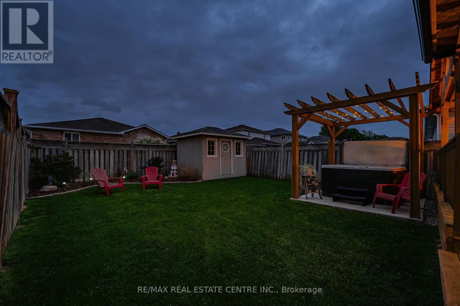101 EDGEMERE DRIVE Image 40