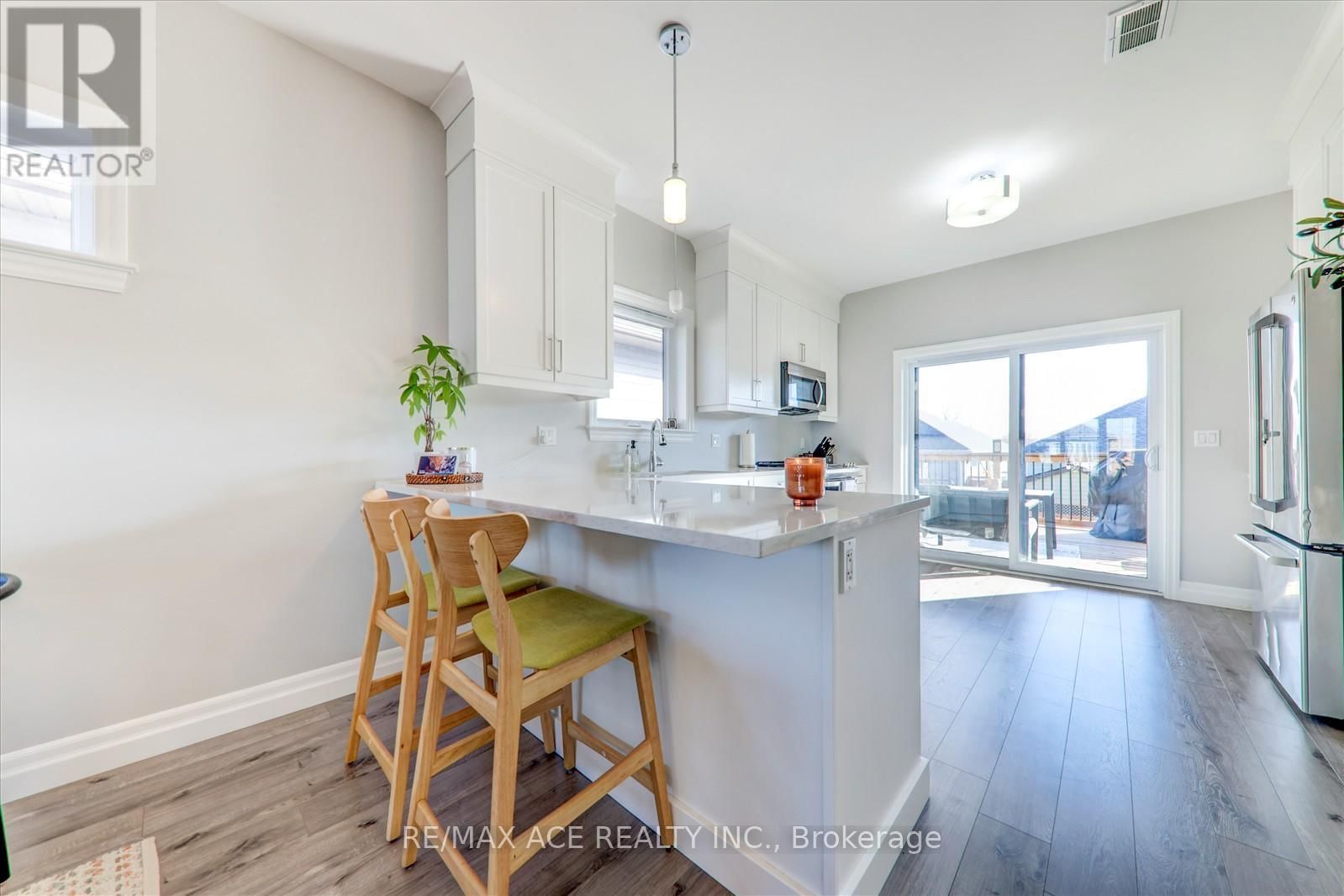39 BARLEY TRAIL Image 15