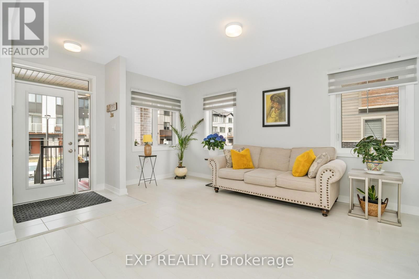 222 ANYOLITE PRIVATE Image 3