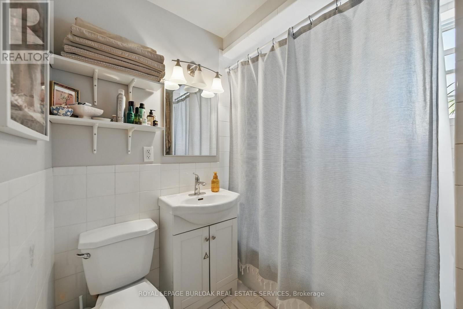 55 BARTON STREET WEST Image 22