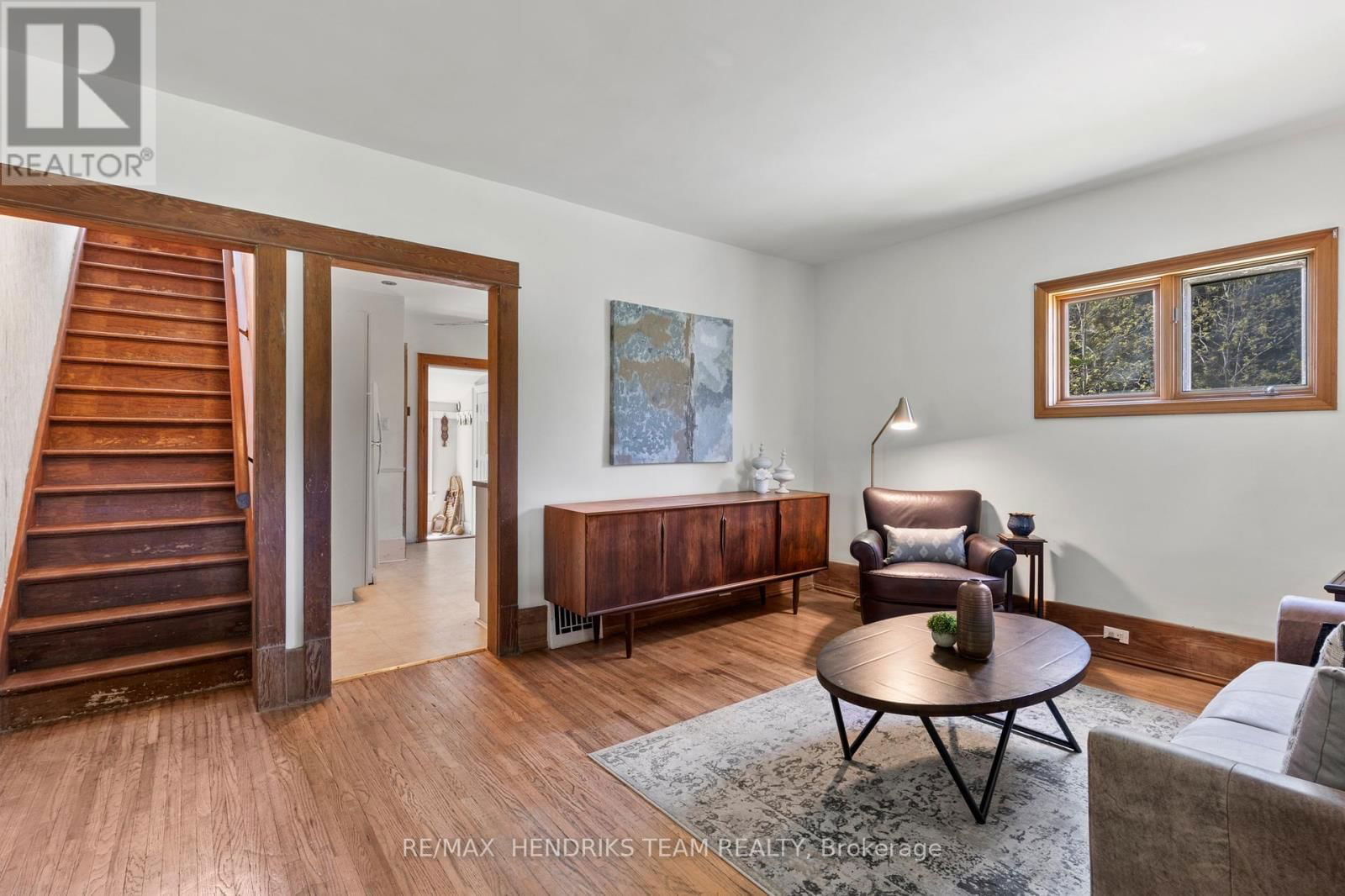 1386 MCNAB ROAD Image 12