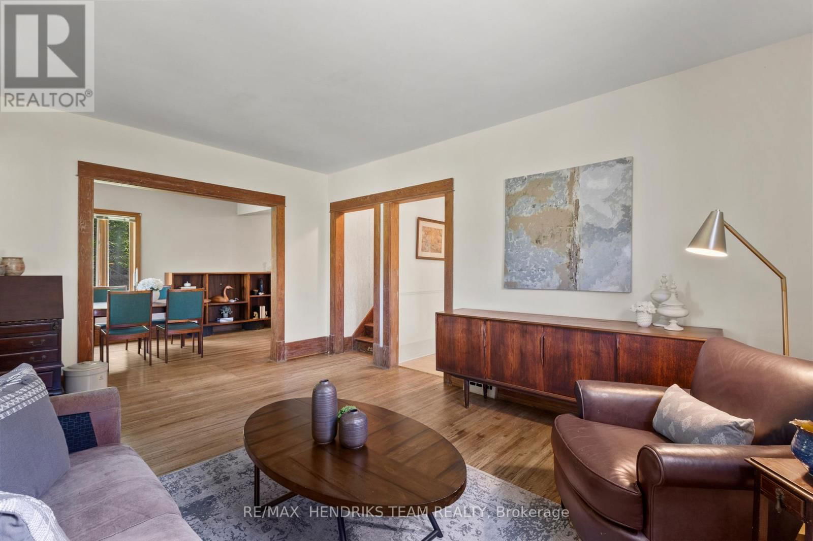 1386 MCNAB ROAD Image 16