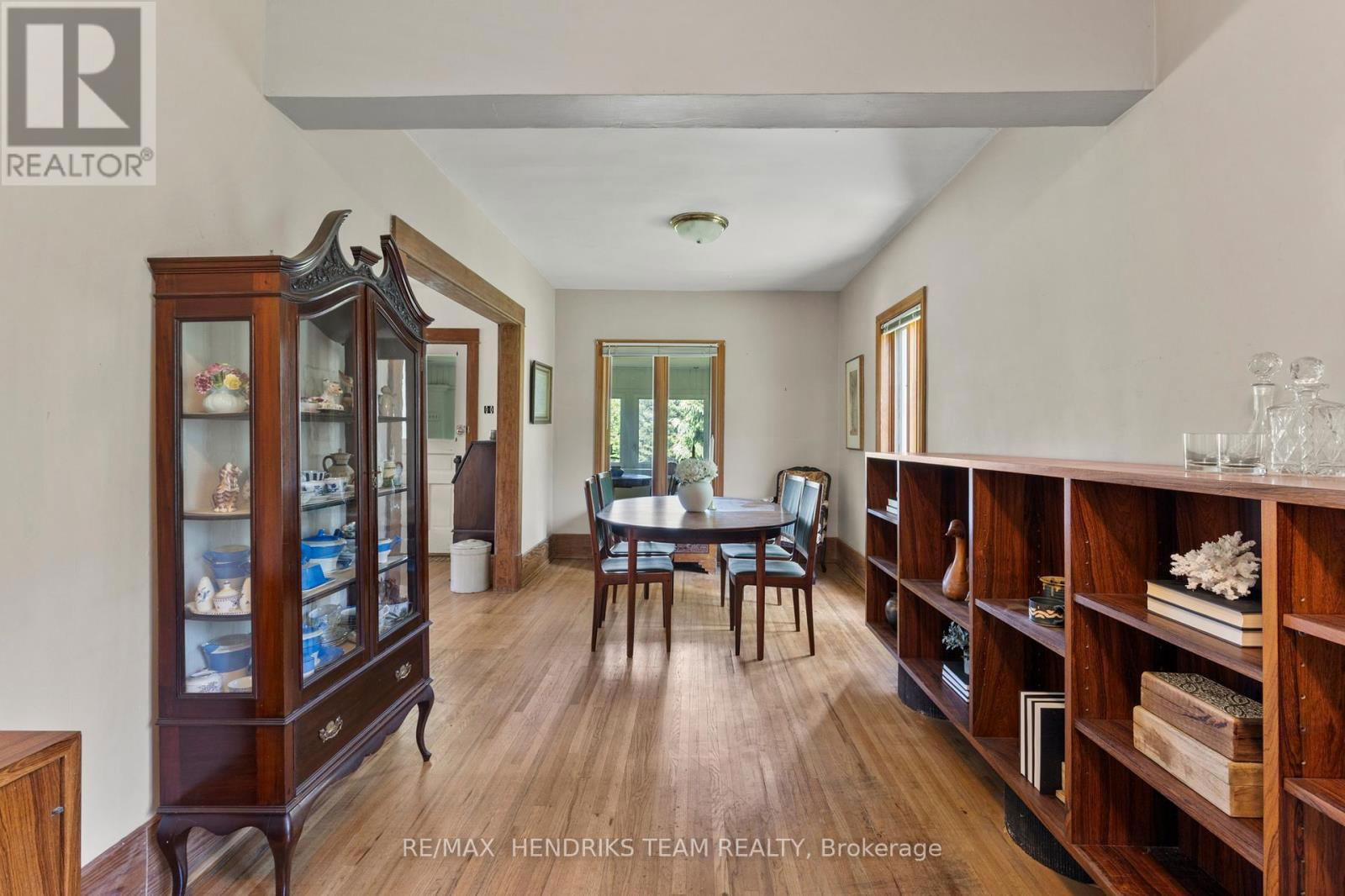 1386 MCNAB ROAD Image 20