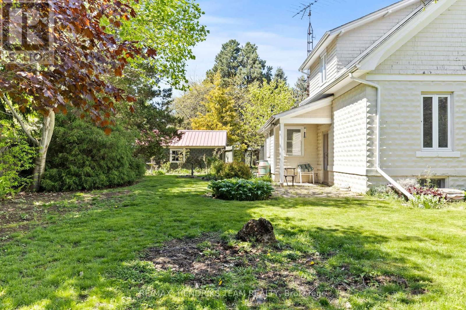 1386 MCNAB ROAD Image 41