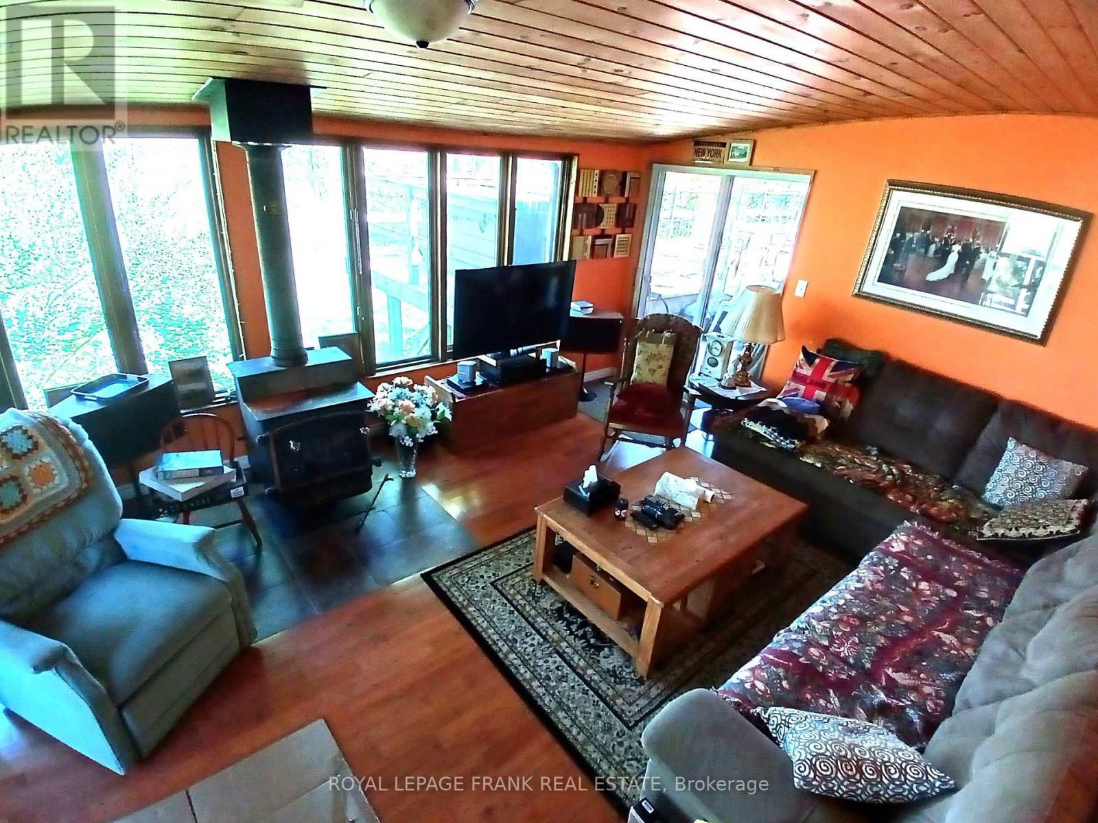 260 JAMES STREET Image 23