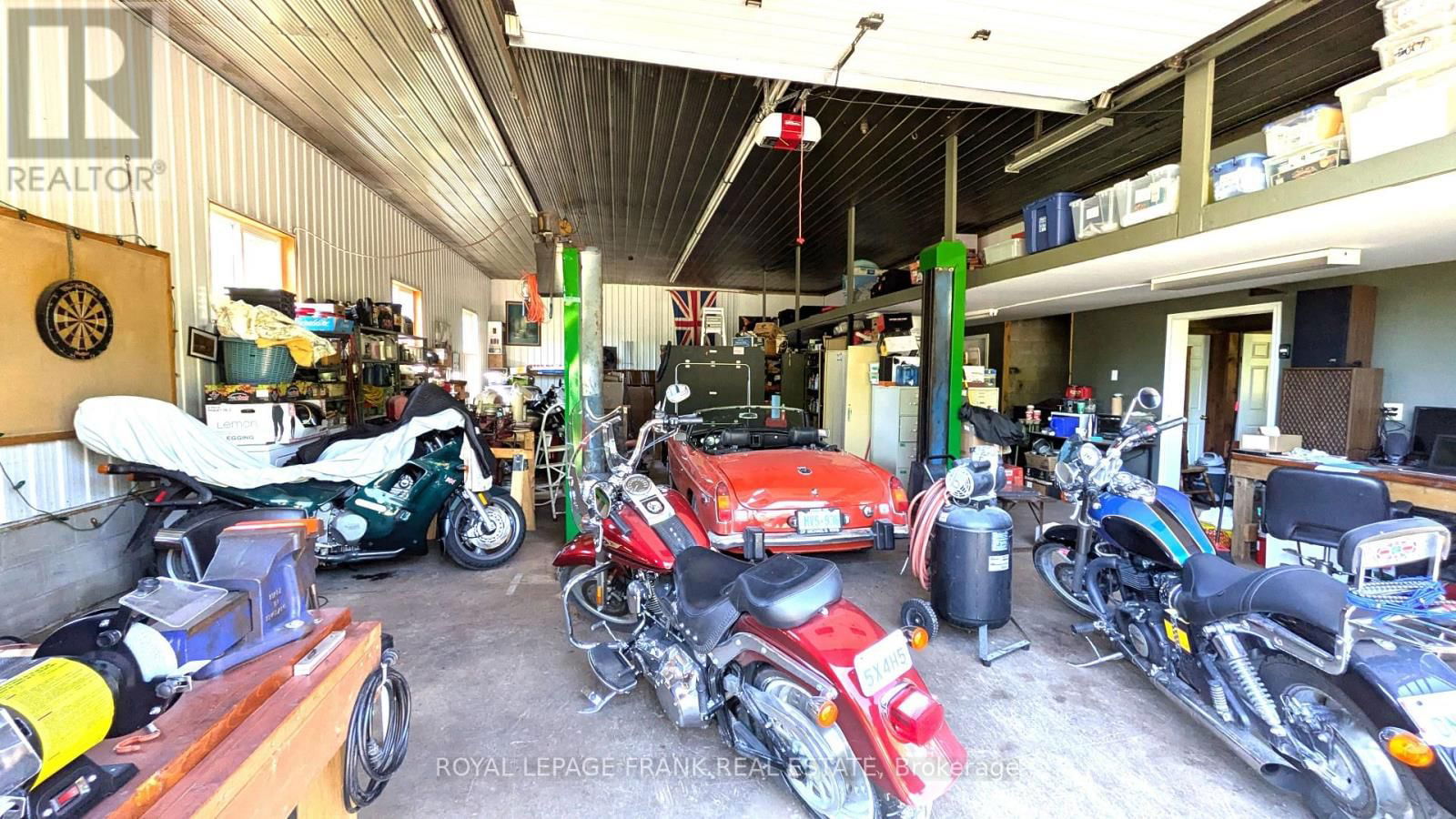 260 JAMES STREET Image 36