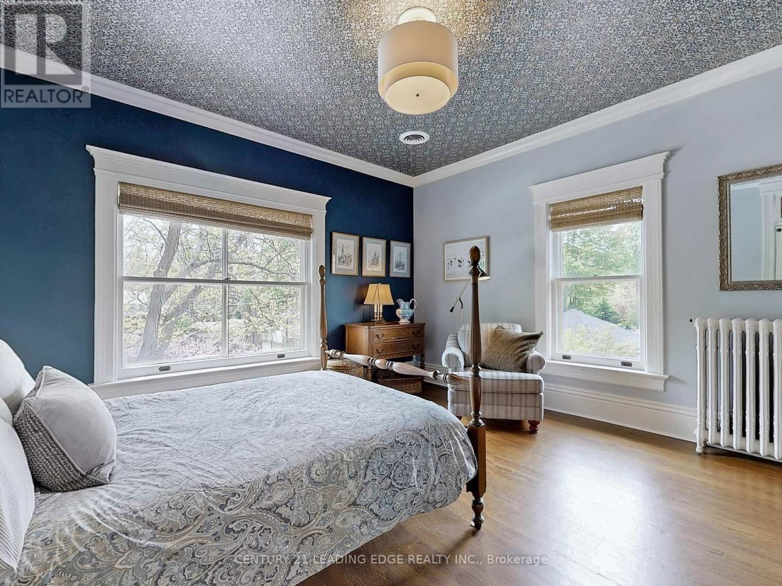18 BRANT ROAD NORTH Image 32