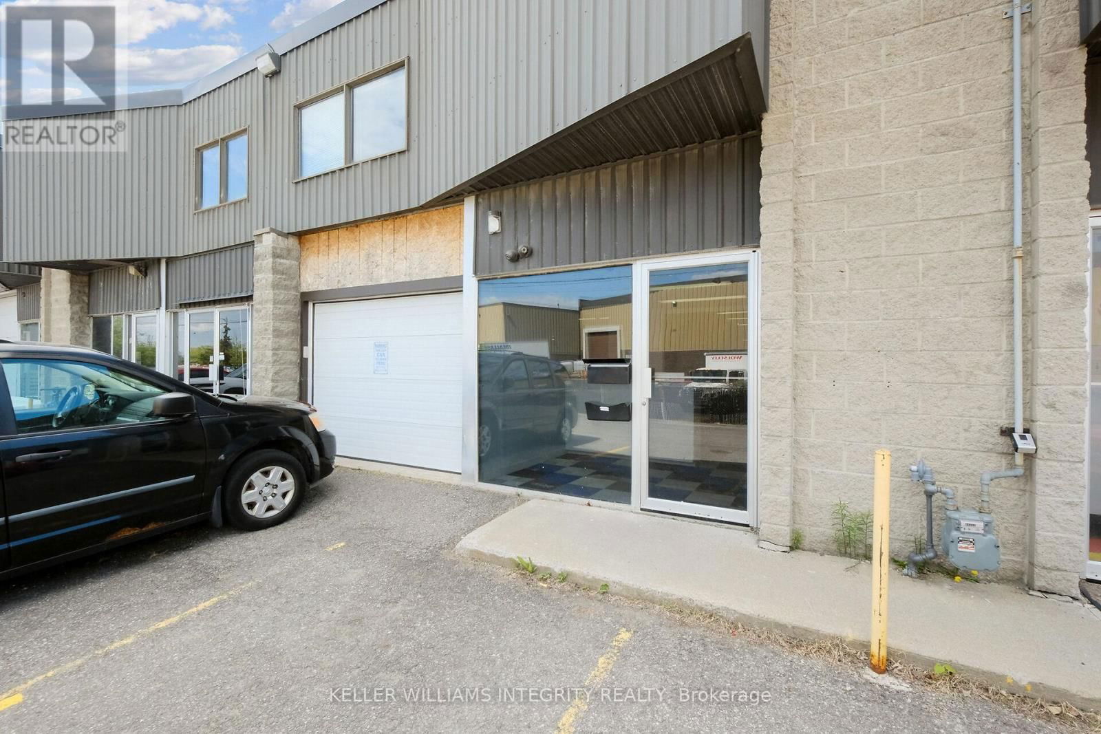 17 & 18 - 2485 LANCASTER ROAD Image 27
