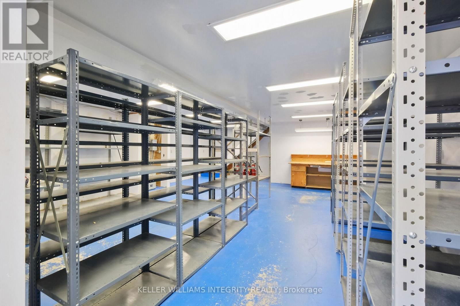 17 & 18 - 2485 LANCASTER ROAD Image 31