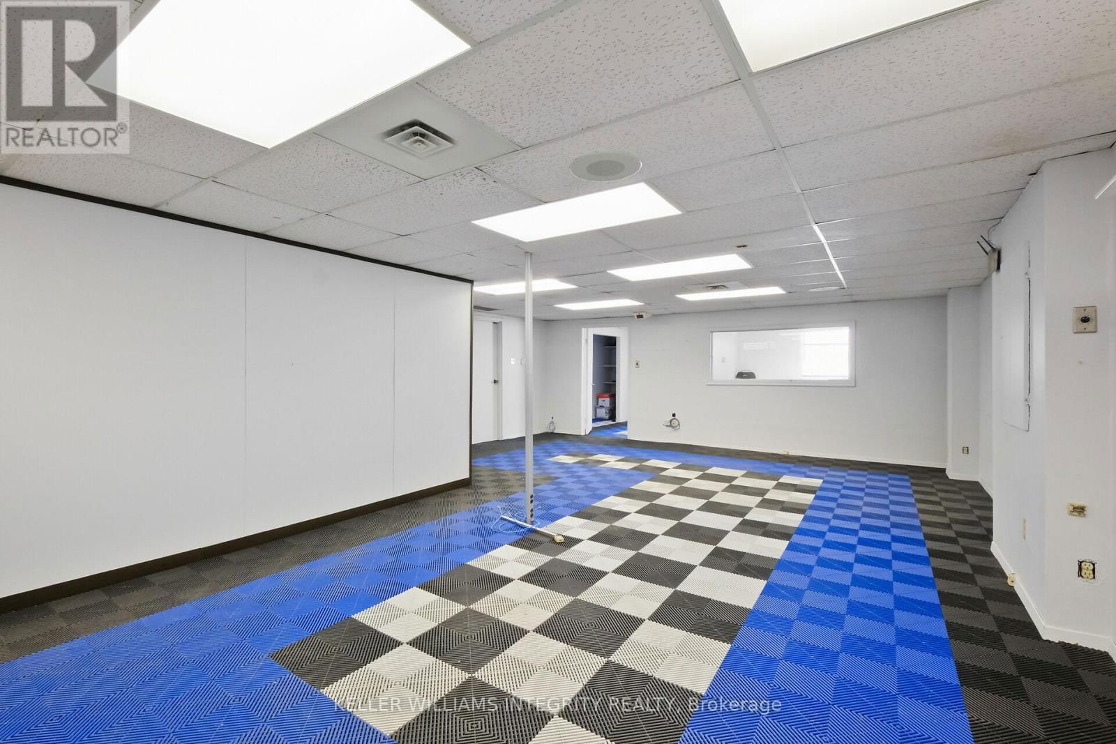 18 - 2485 LANCASTER ROAD Image 25