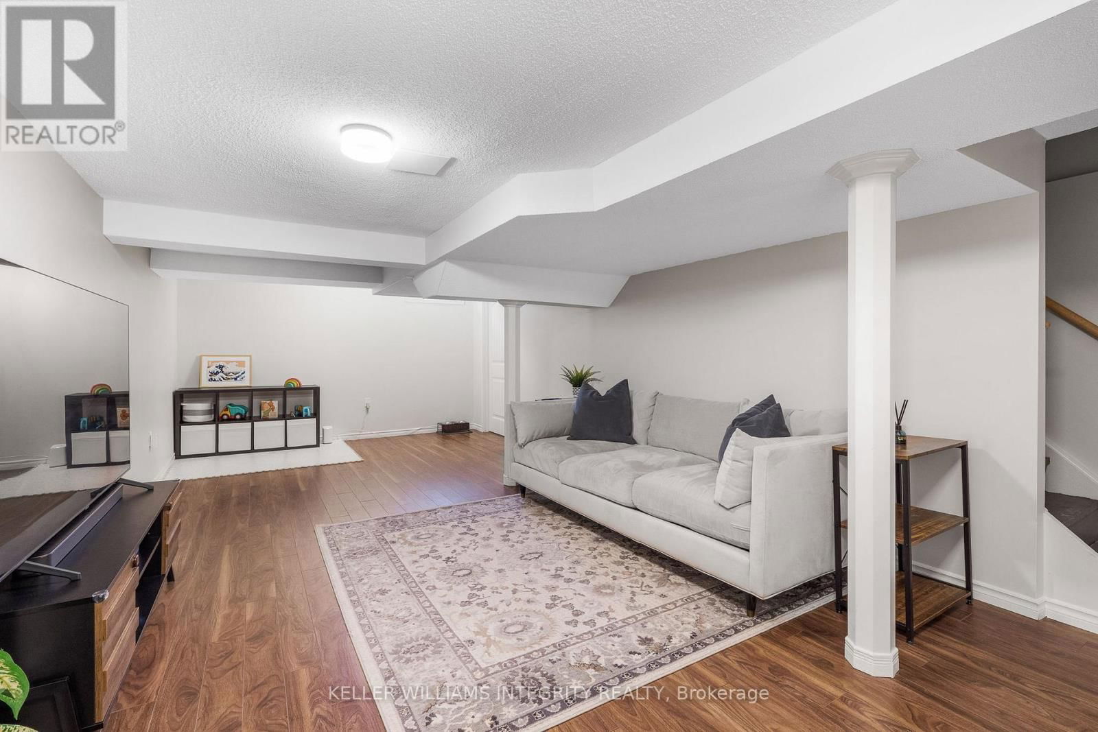 1751 STONEBOAT CRESCENT Image 23