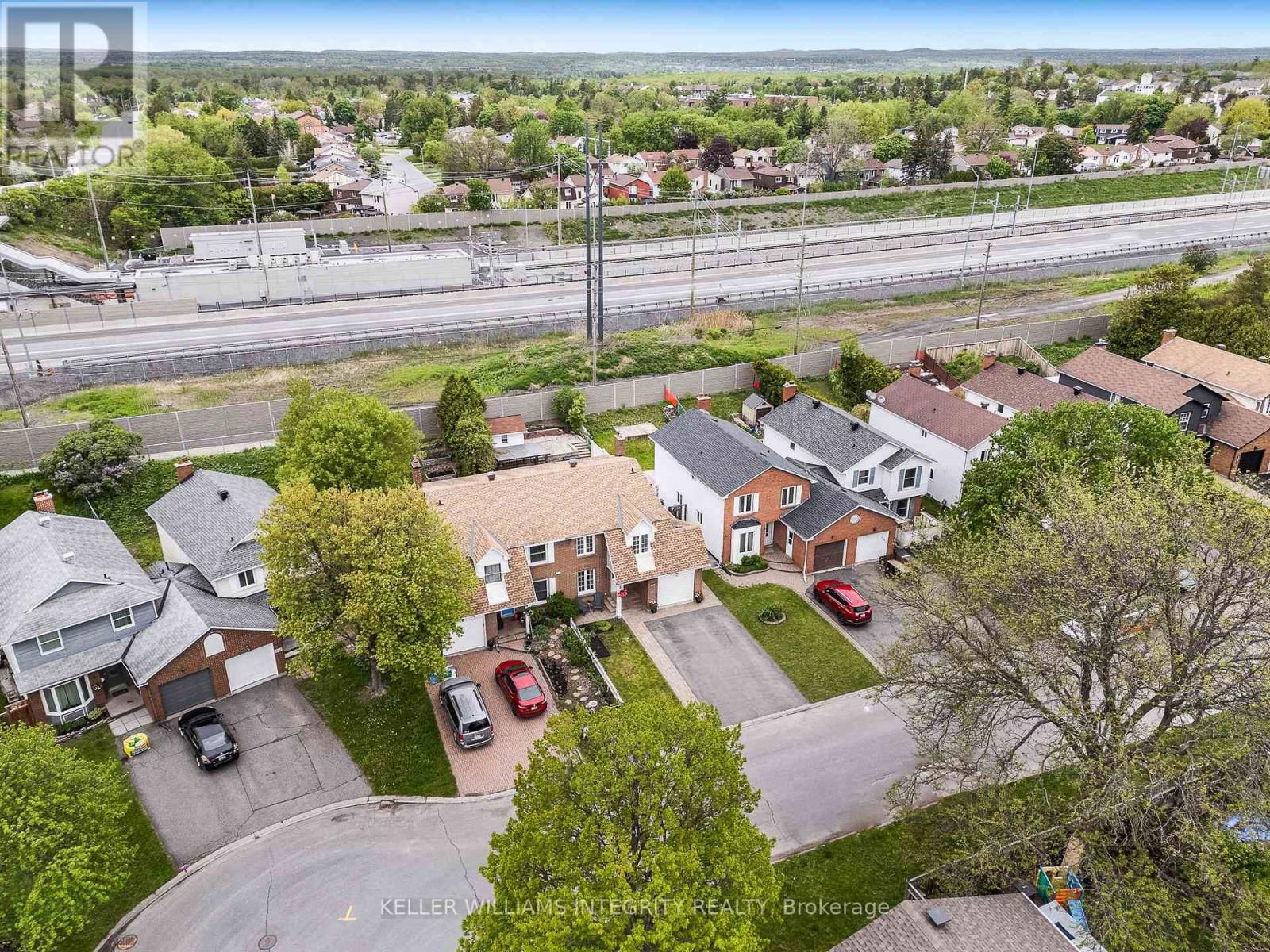 1751 STONEBOAT CRESCENT Image 32